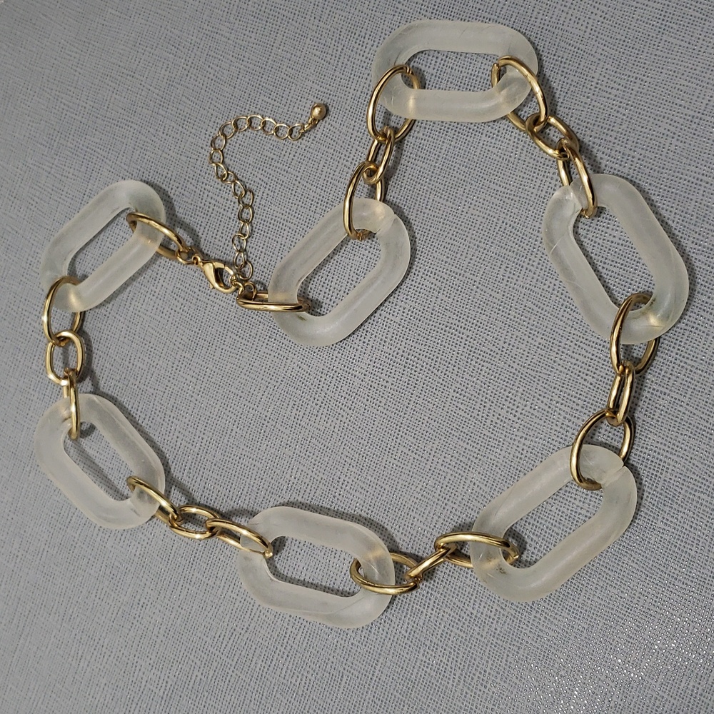 New 18" Lightweight Fashion Jewelry Large Chain Link Neclace Frosted Clear